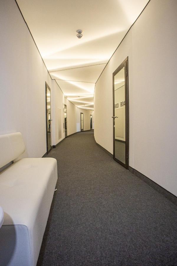 Sunday Hotel Odessa Dış mekan fotoğraf